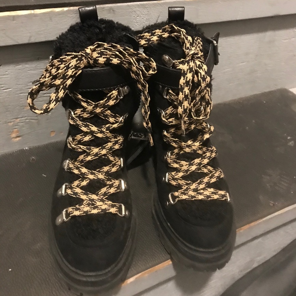 Ladies Sam Edelman boots.